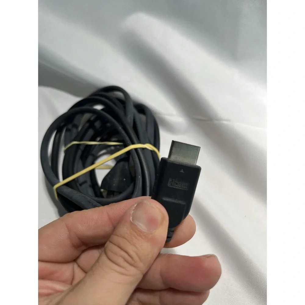 Apple‎ TV (3rd Generation) 8GB Digital HD Media Streamer - Black W/HDMI